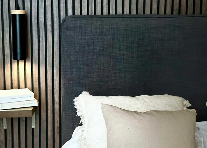 Apartment Renovated Champs-elysees Retreat *